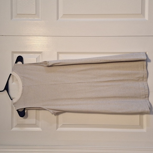 Striped tank dress size medium - Picture 2 of 5